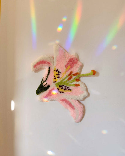 Fleur de lys tuftée murale - pistil malléable