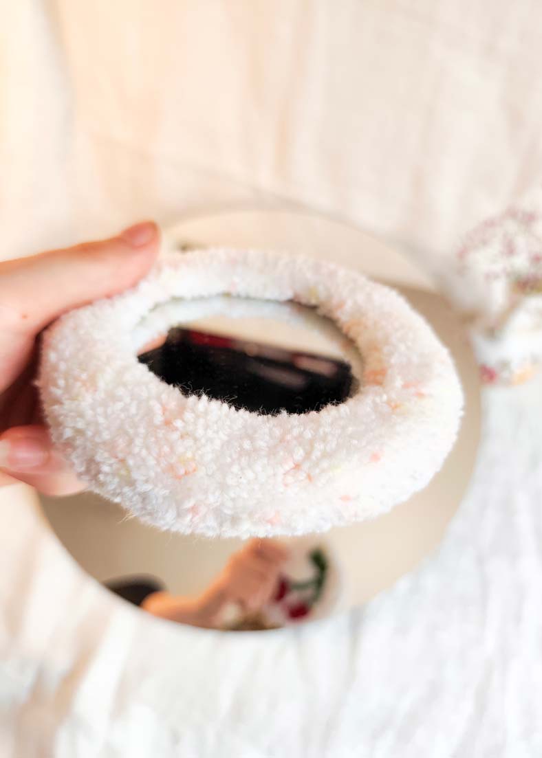 Miroir main tufté - cerises