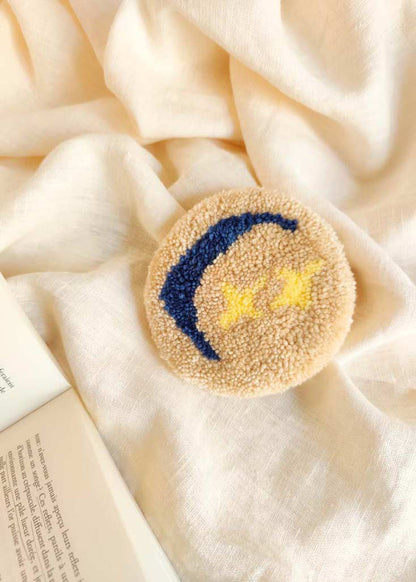 Miroir main tufté - lune et étoile