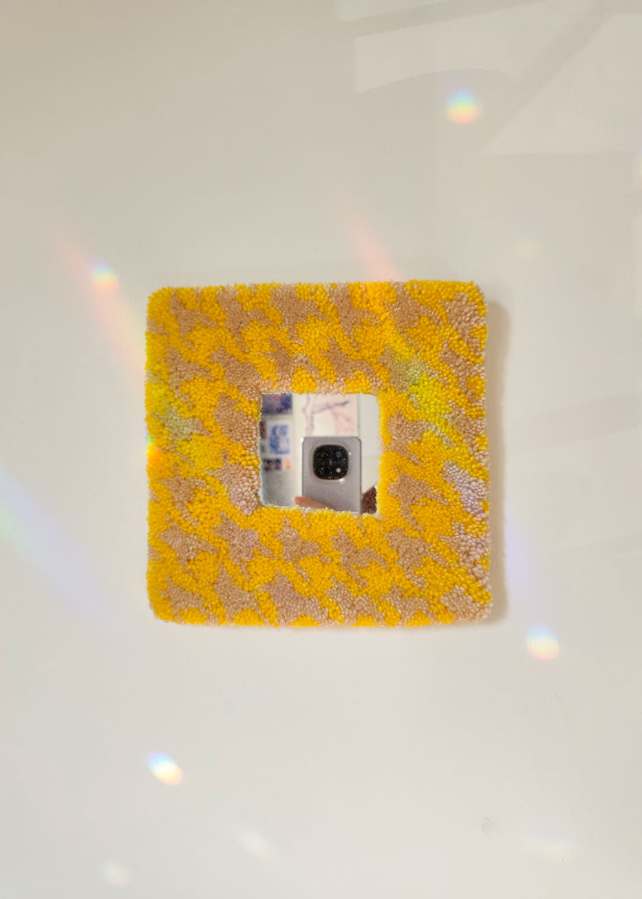 Miroir tufté - pied-de-poule jaune