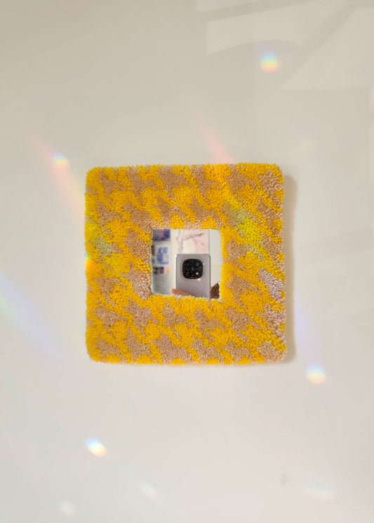 Miroir tufté - pied-de-poule jaune