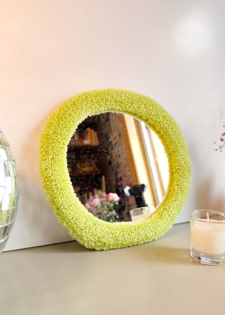 Miroir tufté - contour vert