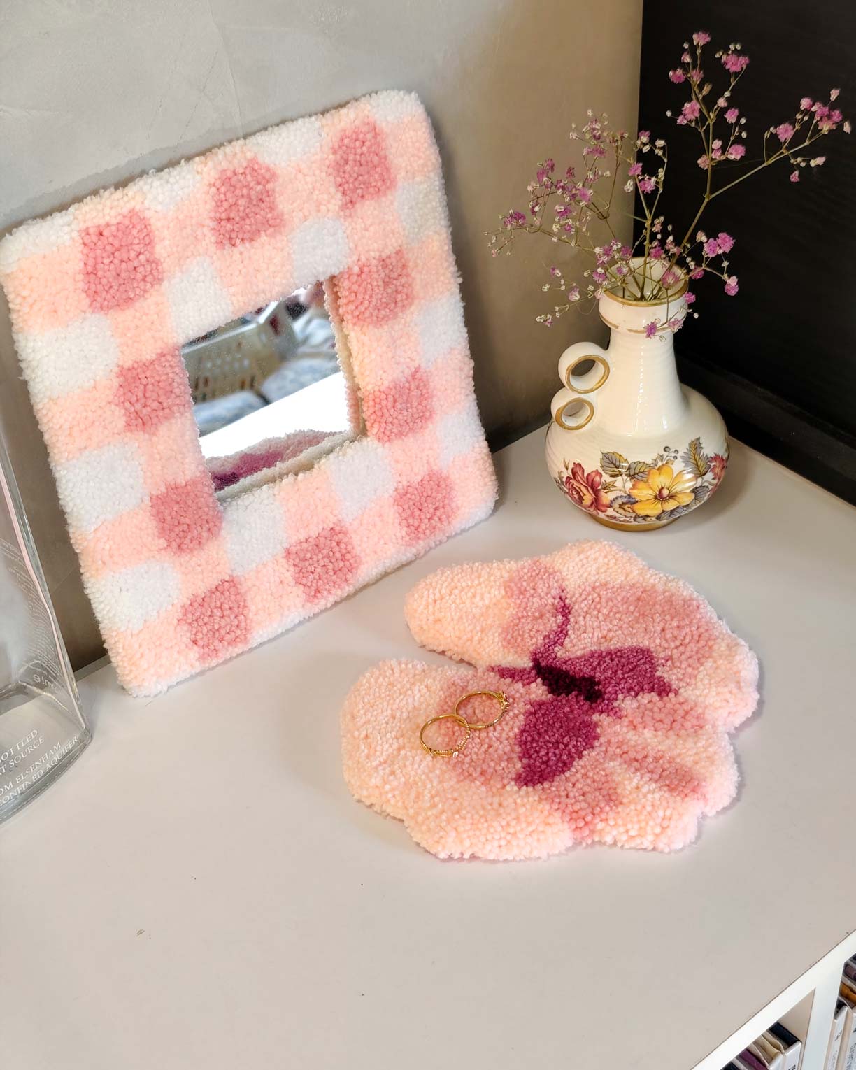 Décoration tuftée - motif fleur