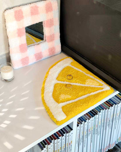 Petit tapis d’angle tufté - citron