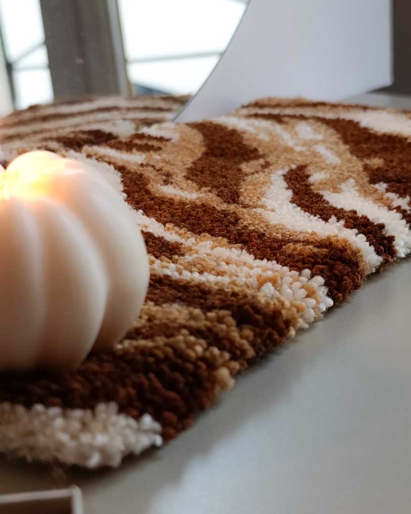 Petit tapis tufté - motif crème