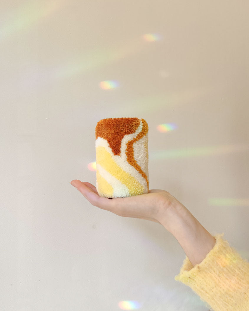 Vase abstrait orange et jaune